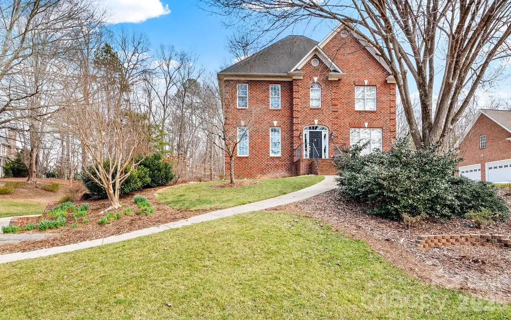 1869 Curraghmore Road Clemmons NC 27012