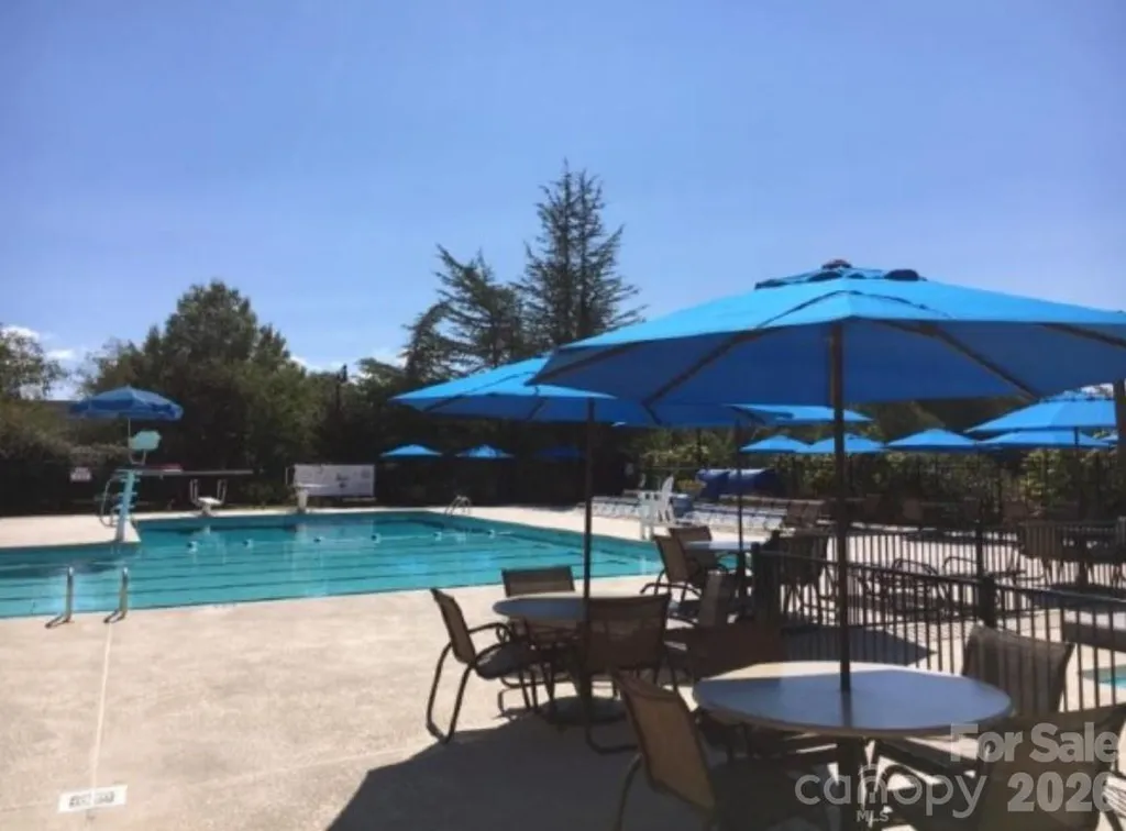 1869 Curraghmore Road Clemmons NC 27012