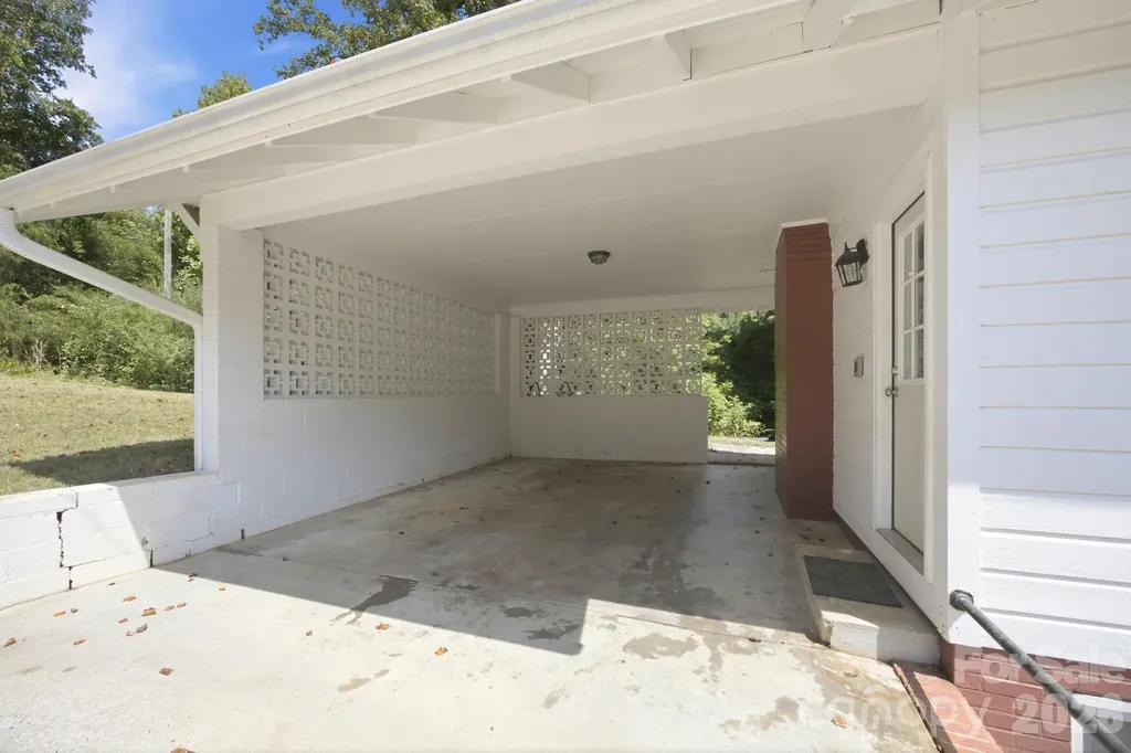 661 Lenoir Road Morganton NC 28655