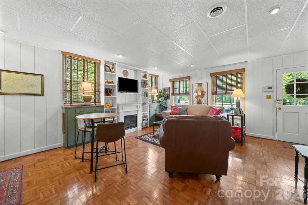 721 Carolina Avenue Gastonia NC 28052