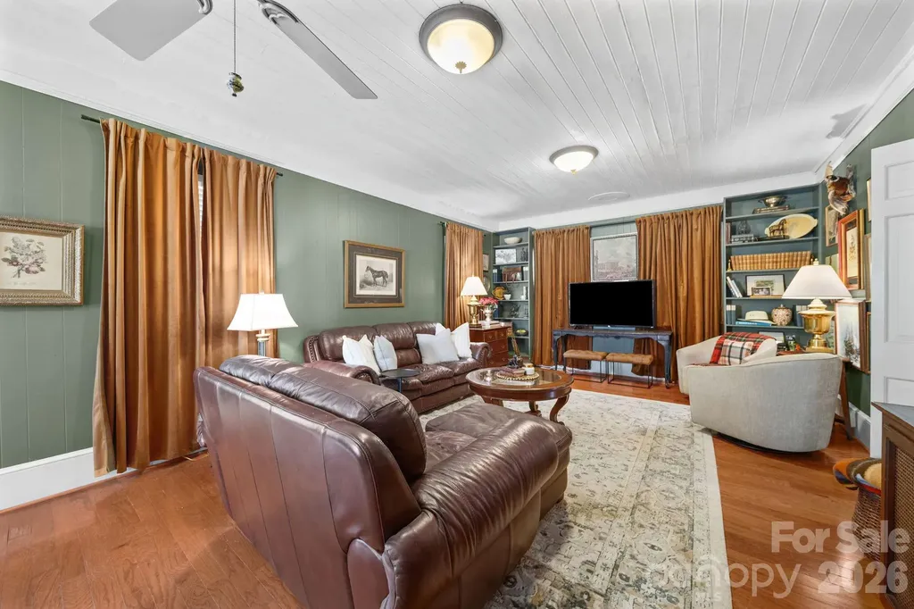 721 Carolina Avenue Gastonia NC 28052