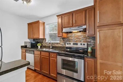 417 Olmsted Park Place Charlotte NC 28203