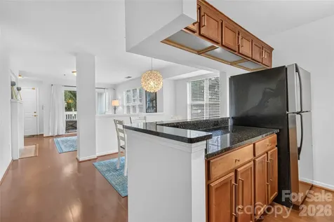 417 Olmsted Park Place Charlotte NC 28203