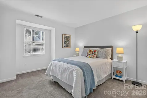 417 Olmsted Park Place Charlotte NC 28203