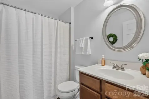 417 Olmsted Park Place Charlotte NC 28203