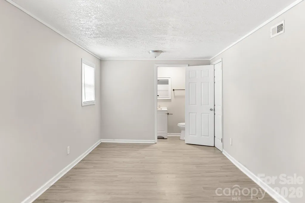 411 S Thompson Street Shelby NC 28150
