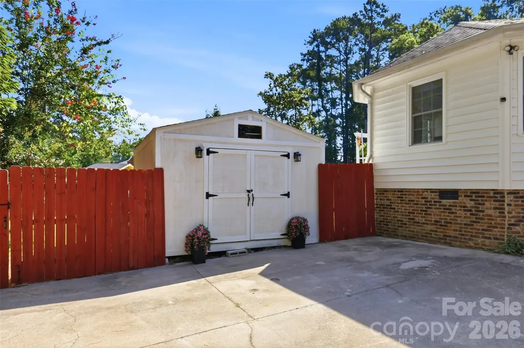 405 Country Club Drive Weddington NC 28104