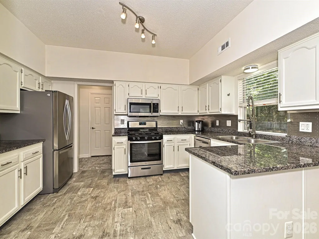 13518 Krislyn Woods Place Charlotte NC 28278