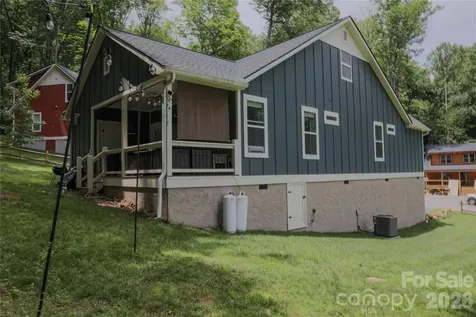 611 Twinbrook Lane Maggie Valley NC 28751