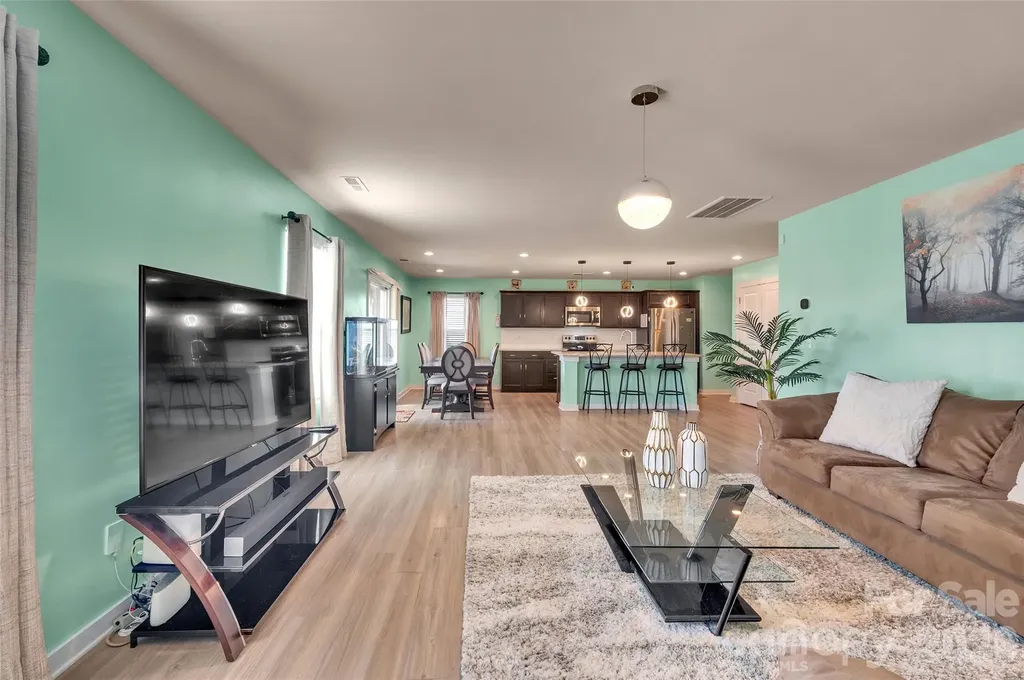 4526 Carnation Court Charlotte NC 28269