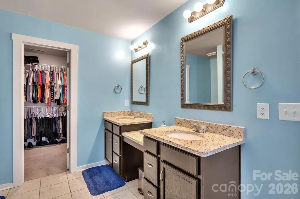 4526 Carnation Court Charlotte NC 28269