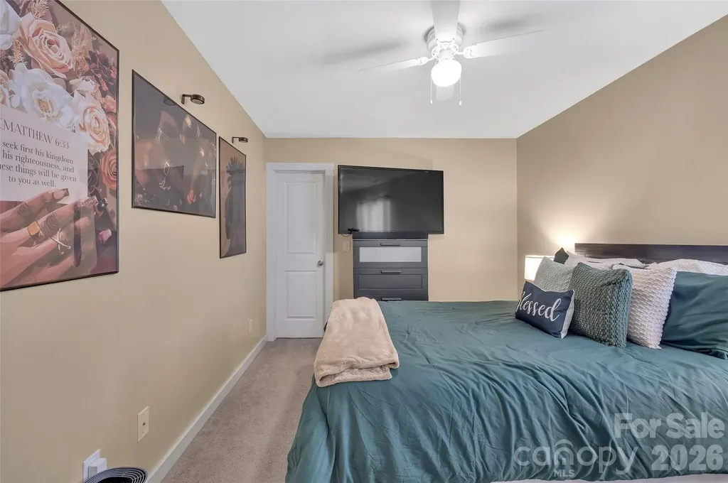 4526 Carnation Court Charlotte NC 28269