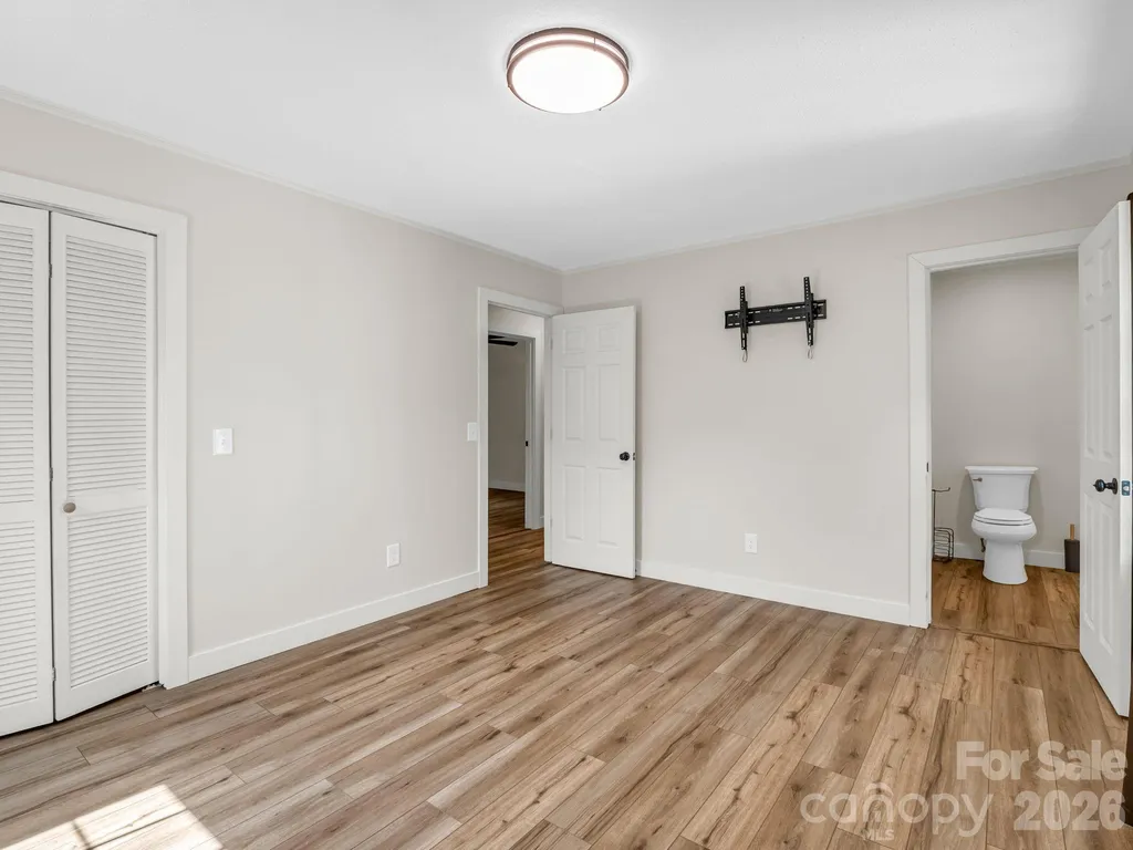 319 Arlington Street Forest City NC 28048
