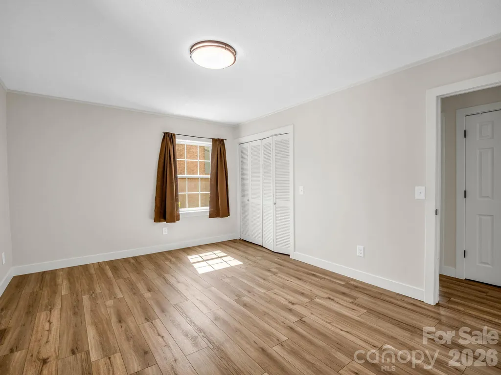 319 Arlington Street Forest City NC 28048