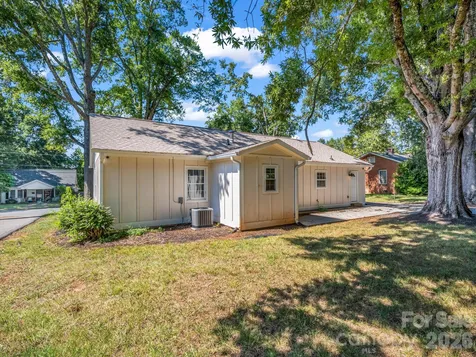 319 Arlington Street Forest City NC 28048