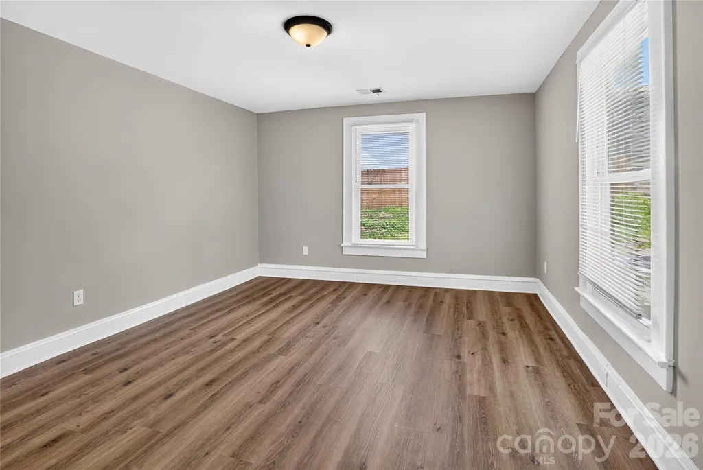 384 Grace Avenue NW Concord NC 28027
