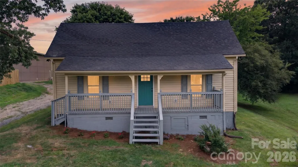 384 Grace Avenue NW Concord NC 28027
