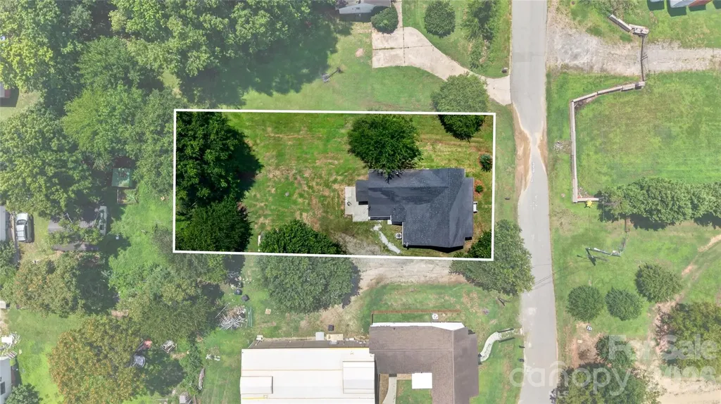 384 Grace Avenue NW Concord NC 28027