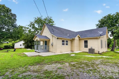 384 Grace Avenue NW Concord NC 28027