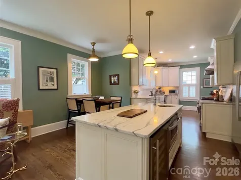 2021 Dilworth Road W Charlotte NC 28203