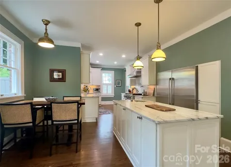 2021 Dilworth Road W Charlotte NC 28203