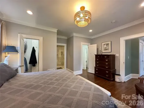 2021 Dilworth Road W Charlotte NC 28203