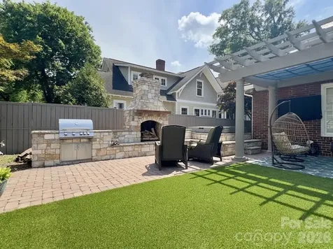 2021 Dilworth Road W Charlotte NC 28203