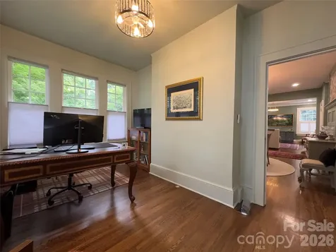 2021 Dilworth Road W Charlotte NC 28203