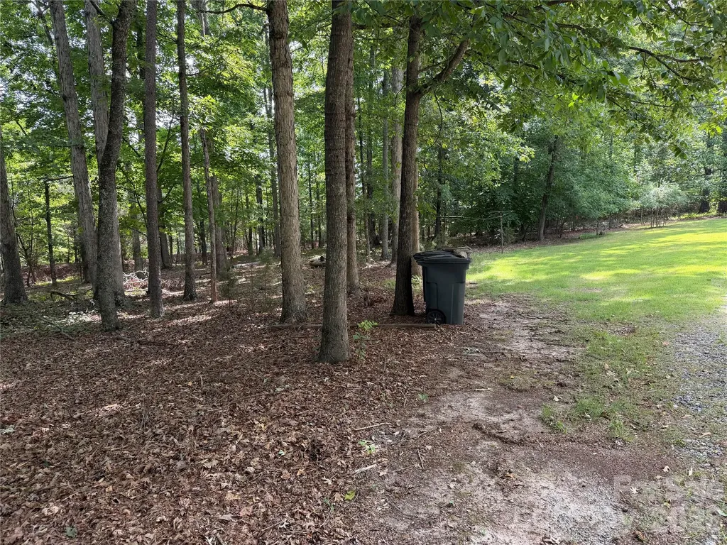 556 Gilbert Road Columbus NC 28722