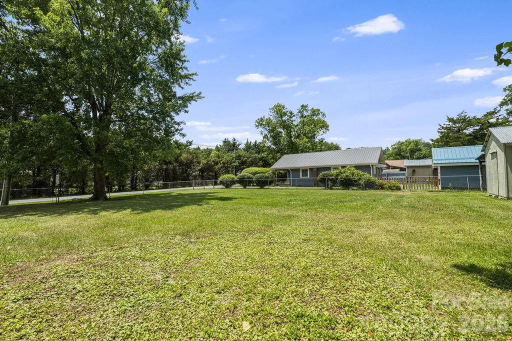 490 Ecusta Road Brevard NC 28712