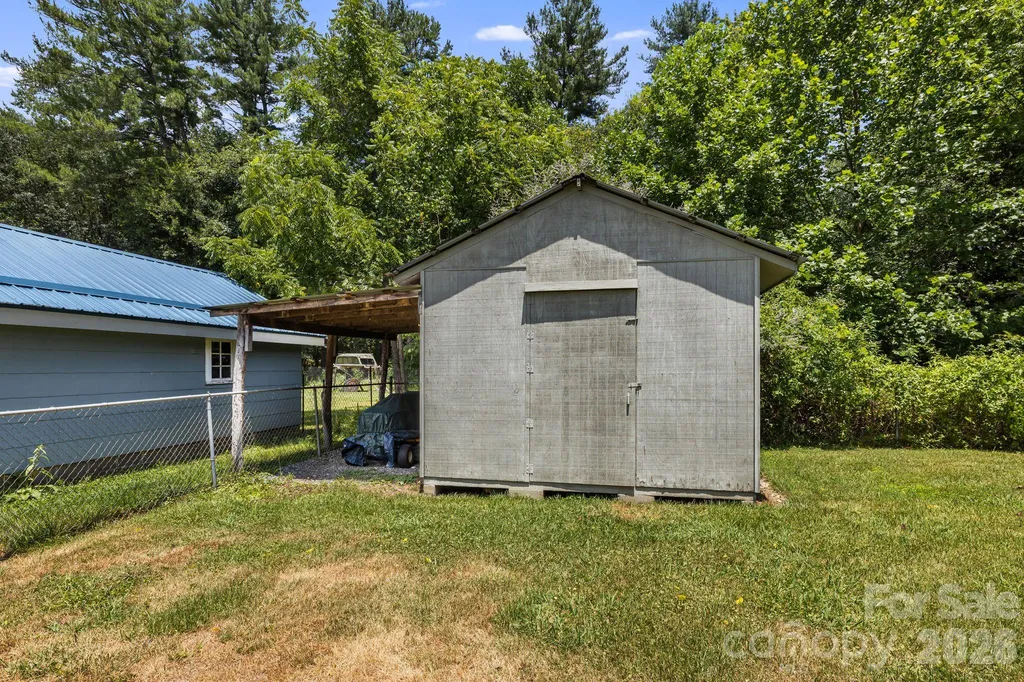 490 Ecusta Road Brevard NC 28712
