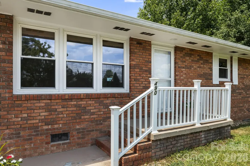 490 Ecusta Road Brevard NC 28712