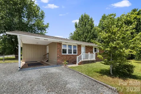 490 Ecusta Road Brevard NC 28712