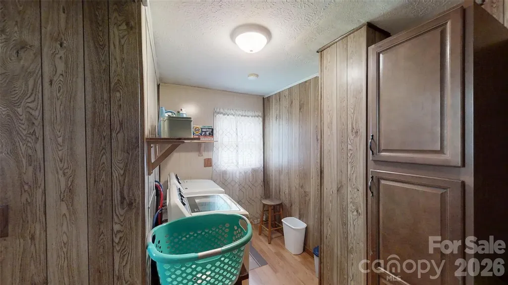 81 Pine Mount Road Weaverville NC 28787