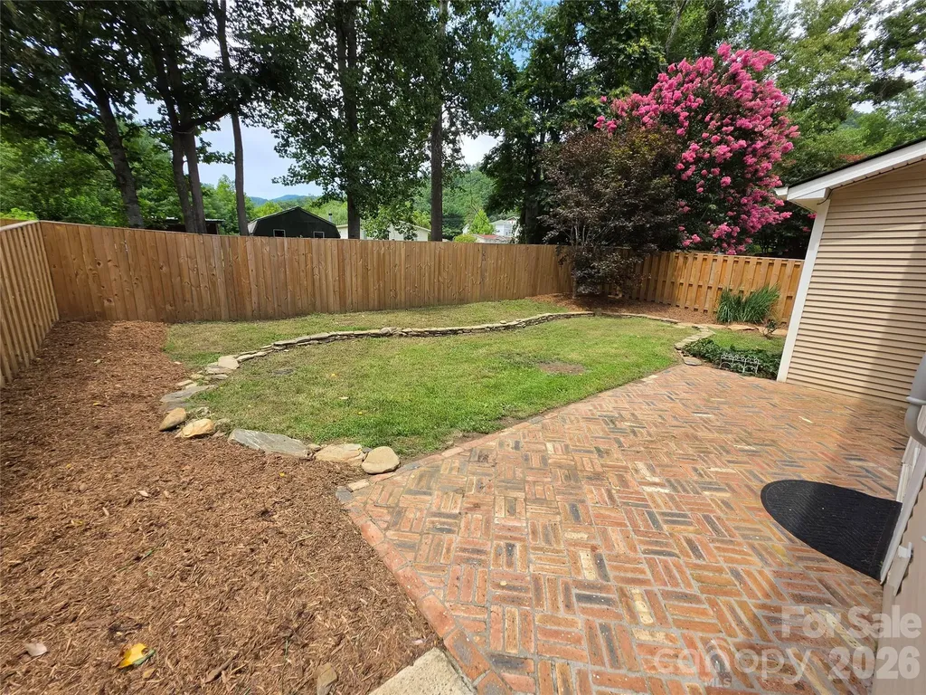 41 Beekeeper Trail Swannanoa NC 28778