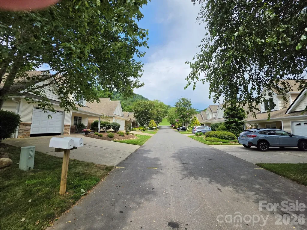41 Beekeeper Trail Swannanoa NC 28778