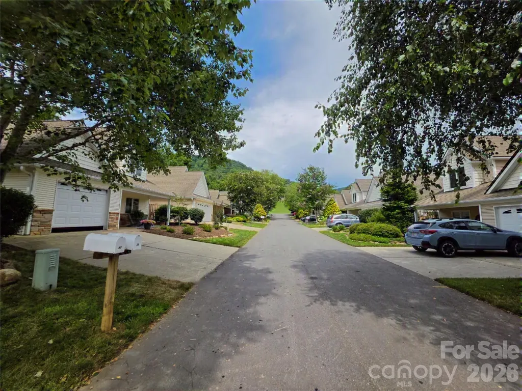 41 Beekeeper Trail Swannanoa NC 28778