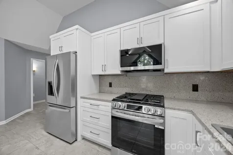 41 Beekeeper Trail Swannanoa NC 28778