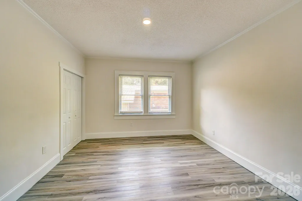 507 S Elm Street Cherryville NC 28021
