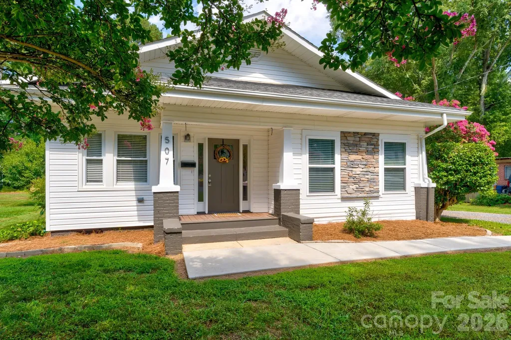 507 S Elm Street Cherryville NC 28021
