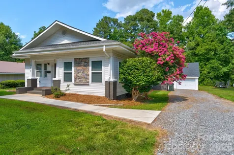 507 S Elm Street Cherryville NC 28021