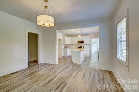 507 S Elm Street Cherryville NC 28021