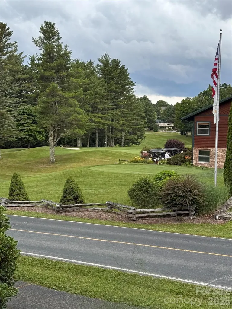 25 Elderberry Loop Newland NC 28657