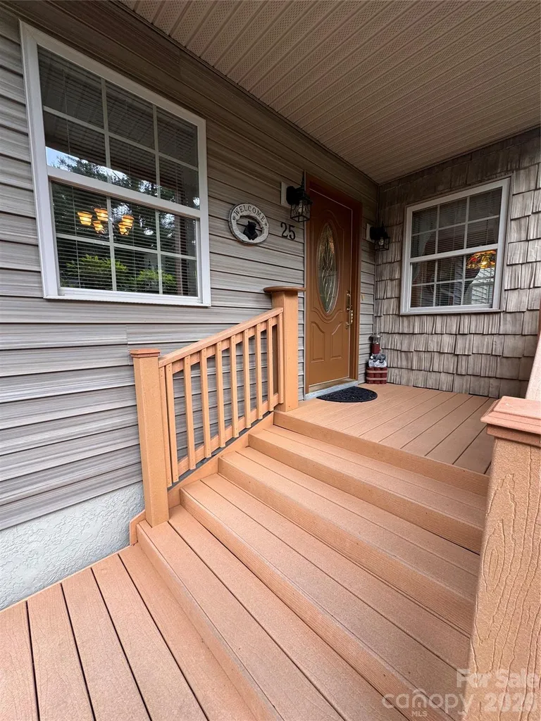 25 Elderberry Loop Newland NC 28657