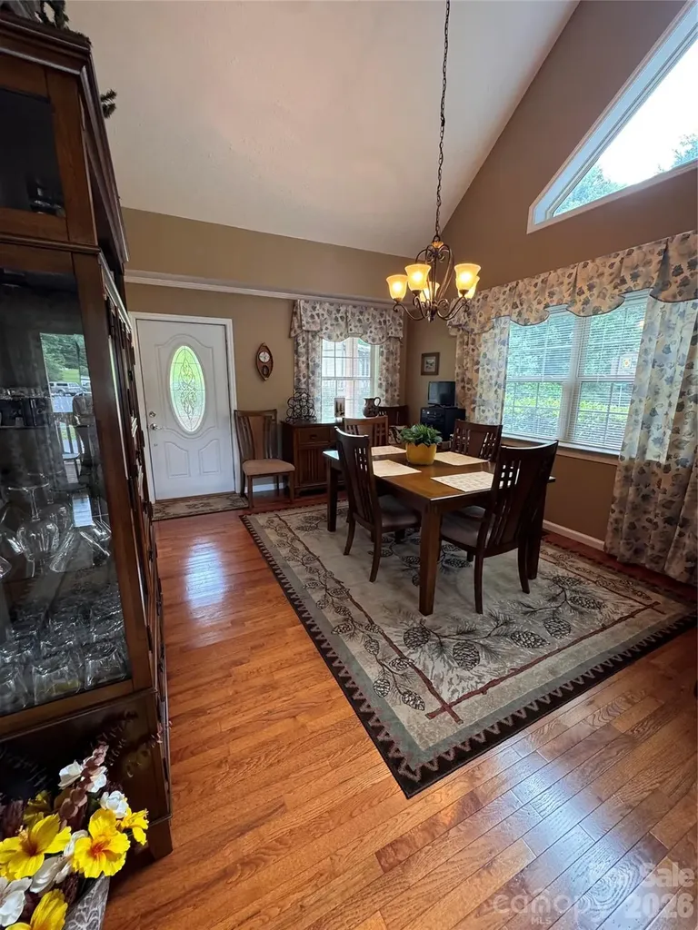 25 Elderberry Loop Newland NC 28657