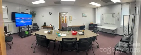 320 E Lee Avenue Yadkinville NC 27055