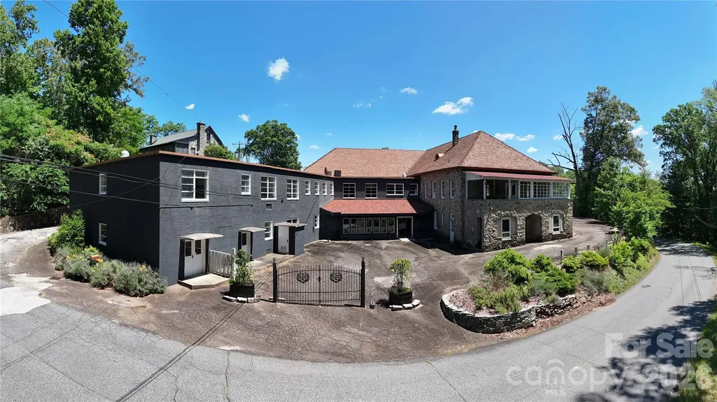 330 Carolina Drive Tryon NC 28782