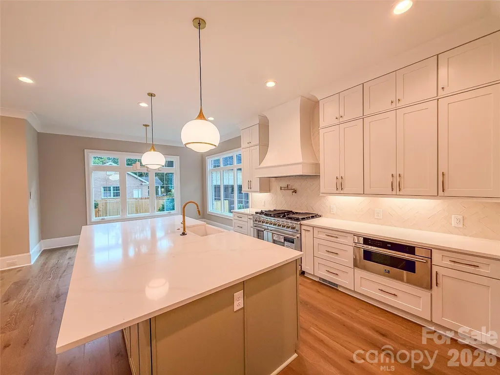 4828 Walker Road Charlotte NC 28211