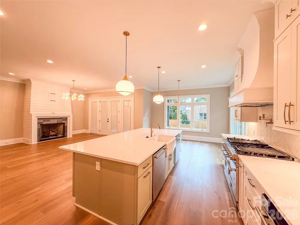 4828 Walker Road Charlotte NC 28211