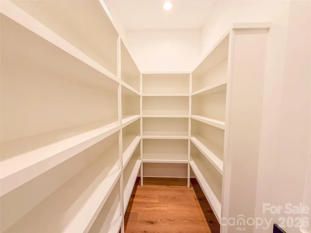 4828 Walker Road Charlotte NC 28211